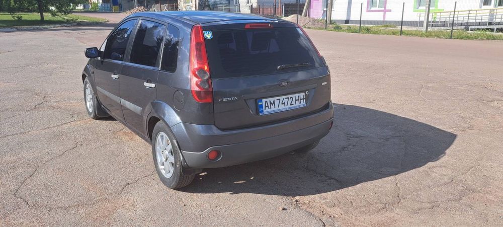 Продам  Ford fiesta