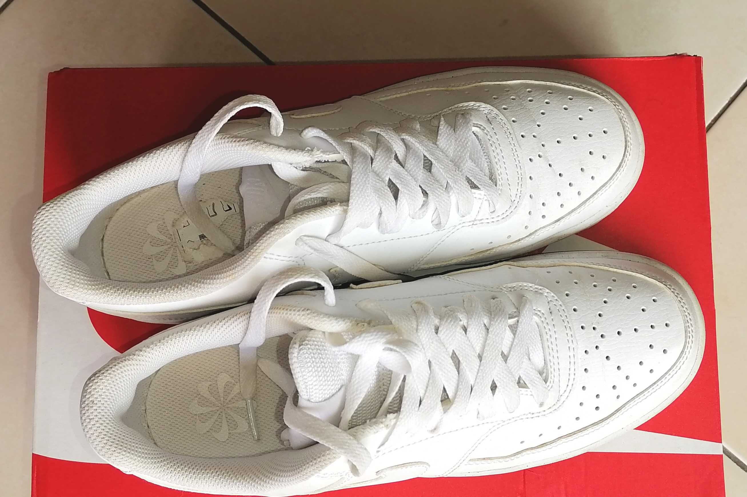 Ténis Nike tamanho 41