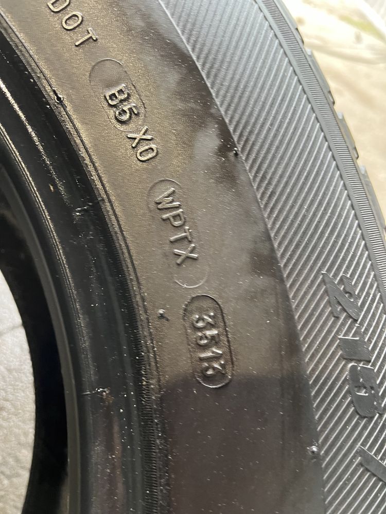 Nr214 Michelin  latitude tour hp 215/70/16 5,5mm