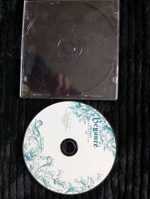 Фирменные аудио CD альбомы Бейонсе Beyoncé