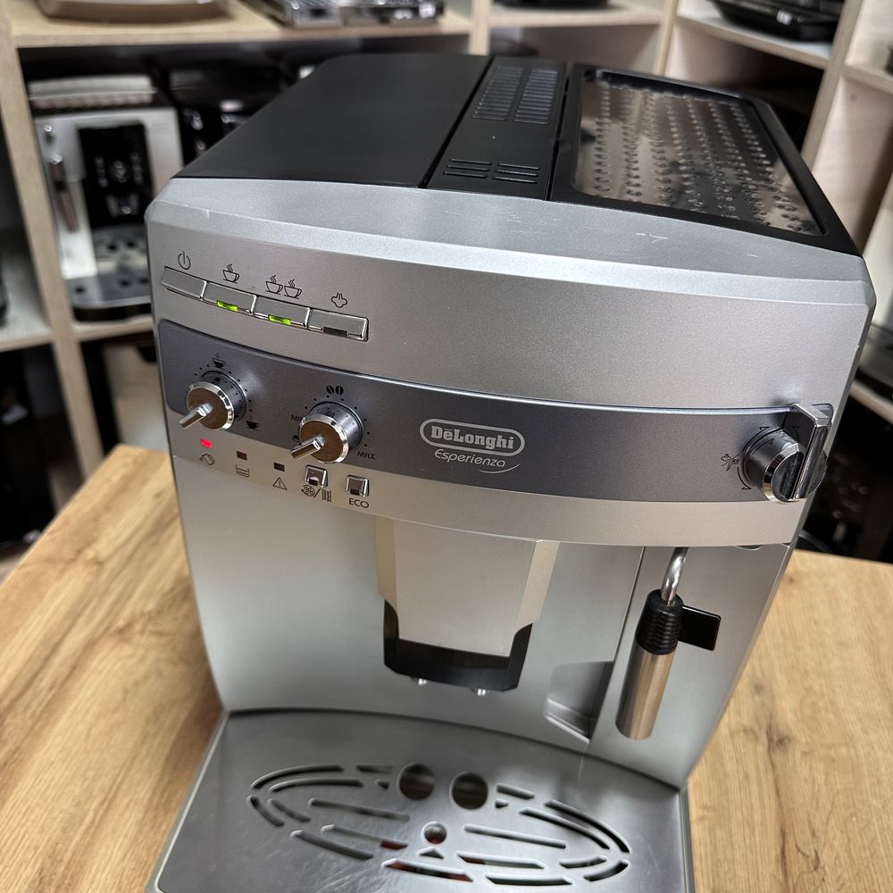 Кавомашина DeLonghi MAGNIFICA ESAM 03.110