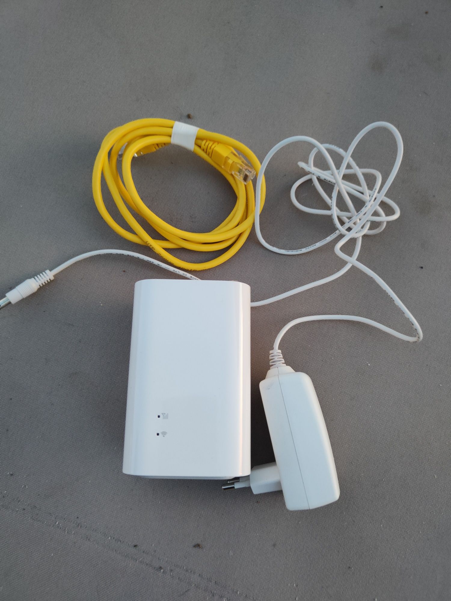 Router Huawei LTE cube E5180
