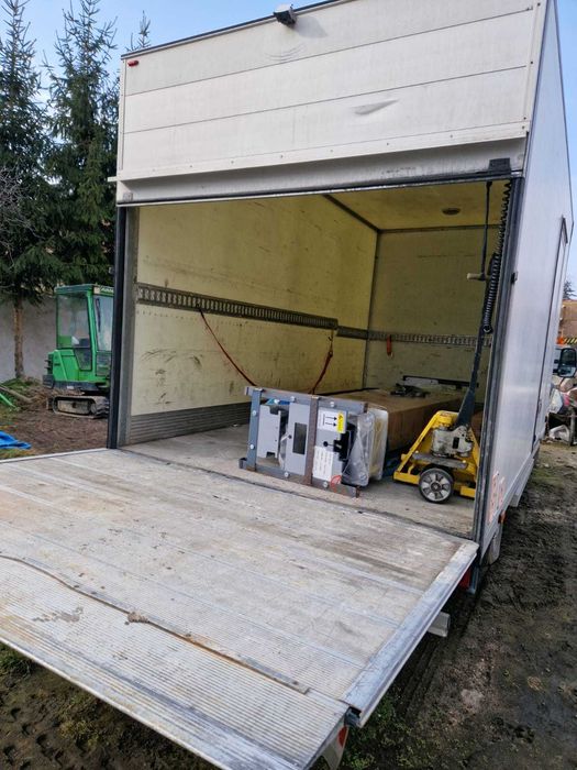 Kontener z windą paka skrzynia zabudowa iveco daily