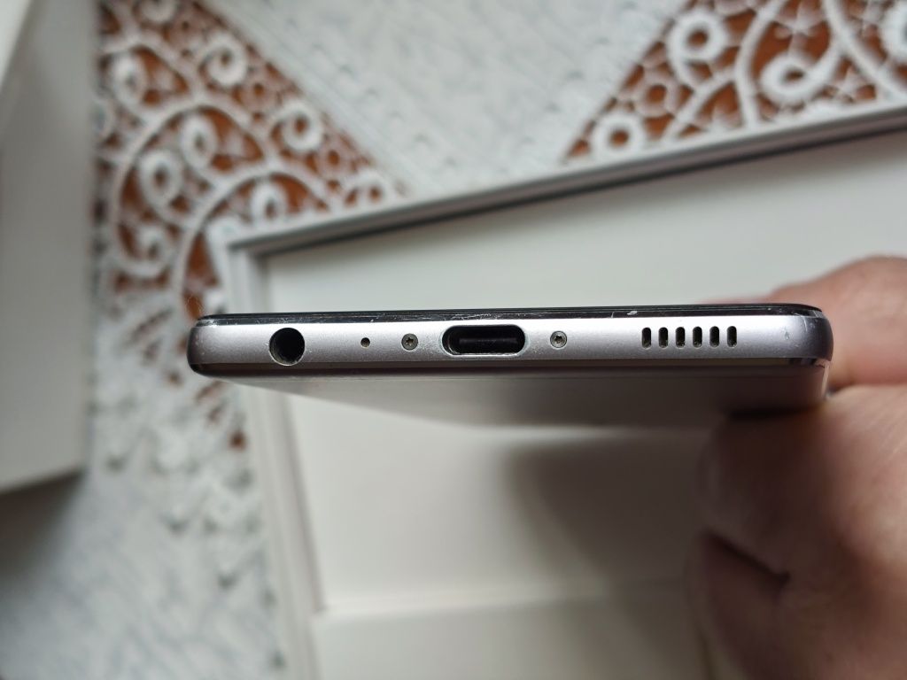 Smartfon Huawei P9 tytanowy
