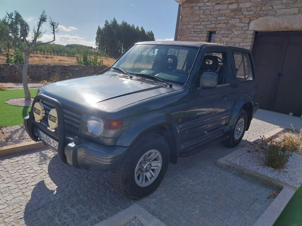 Mitsubishi Pagero 2.5 Gls