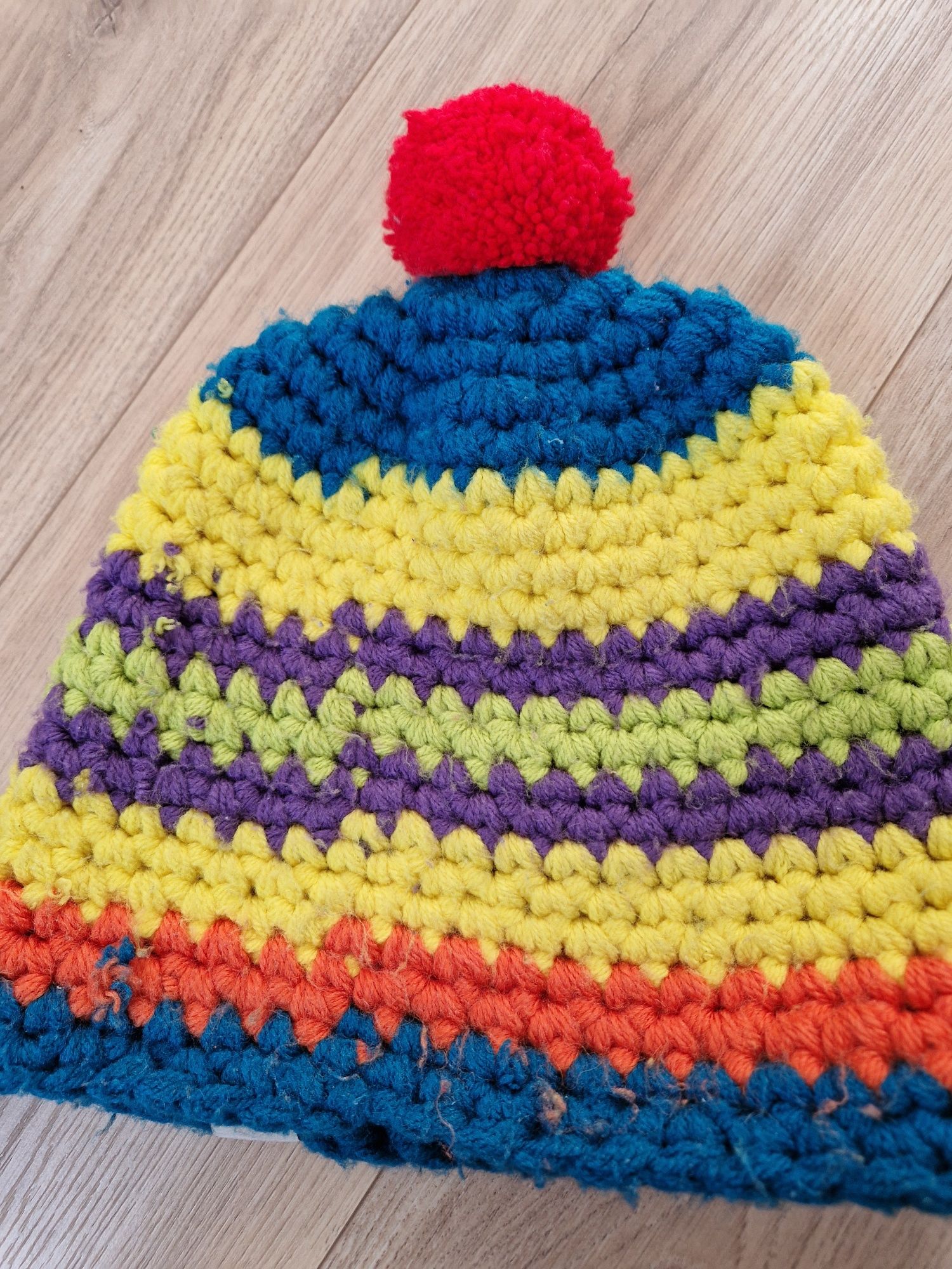 Kolorowa czapka zimowa handmade