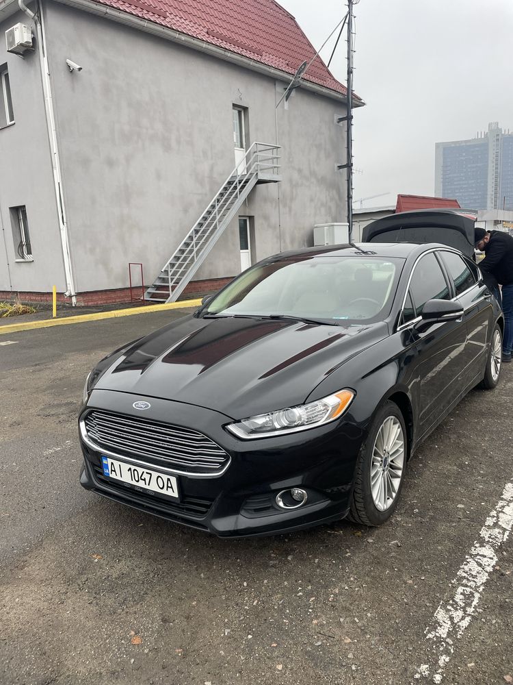 Ford Fusion 2.0 ecoboost 2014 рік