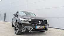 Volvo XC 60 Śliczne XC60 Limitowana Wersja Plus Dark Black Edition-1 Rok Gwarancji
