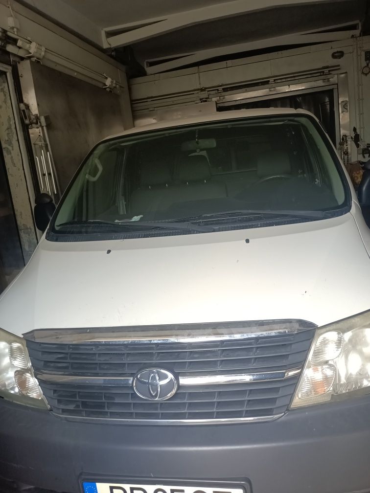 Toyota Hiace 4 D43lugares. 117cv