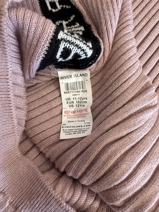 Платье с отркытым плечом River Island