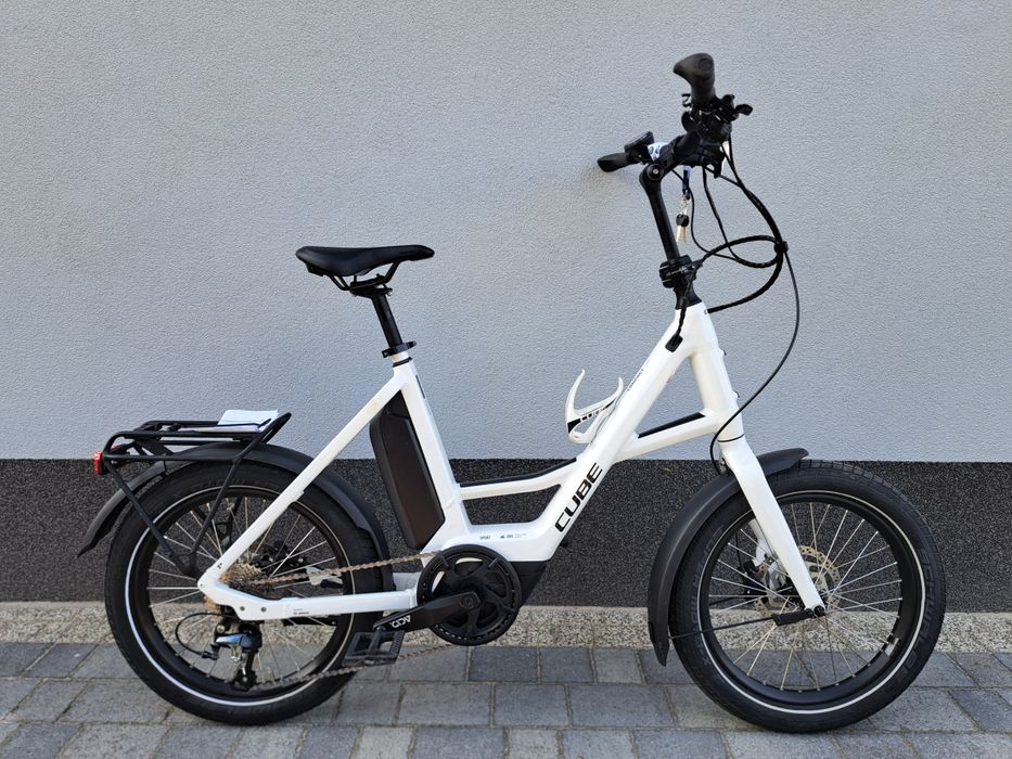 JAK NOWY Rower Elektryczny CUBE COMPACT SPORT HPA Bosch Performance 46