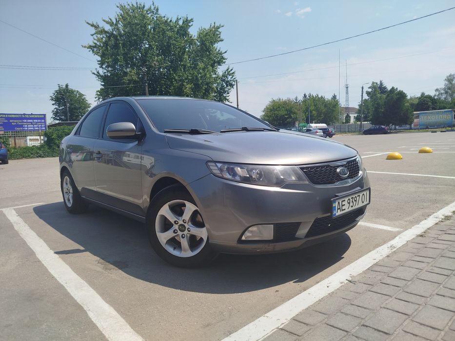 Kia Cerato 2011 рік