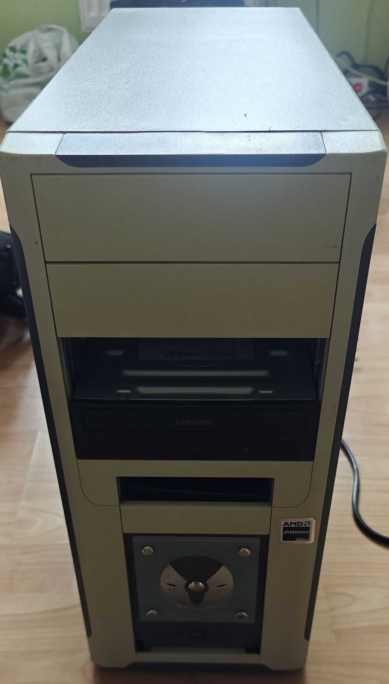 Komputer Intel Q9550 ssd 128gb 4x2GB  GF 980ti zasilacz 750w Monitor