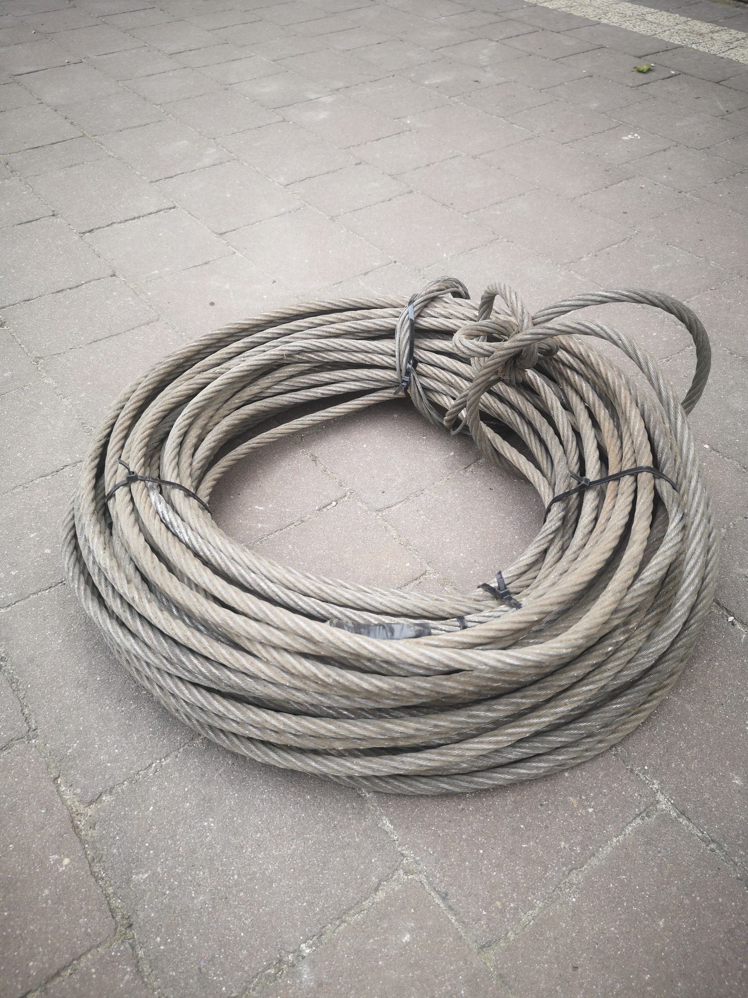 Lina stalowa 10 mm 45 m