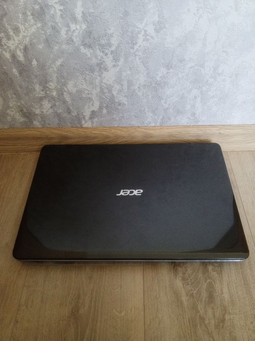 Ноутбук ігровий Acer|intel core i5|8GB|320gb|Nvidia 2gb