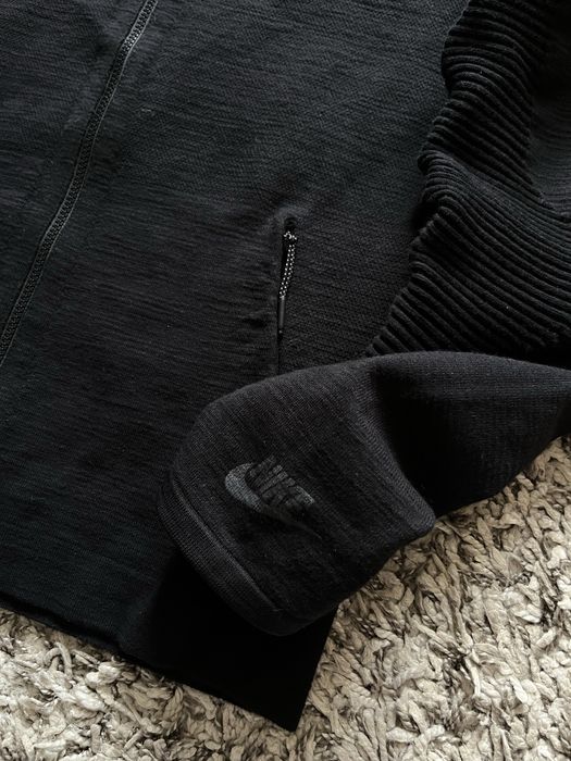 Свитшот на замку Nike Tech Pack