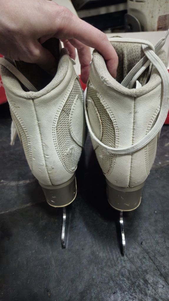 Коньки Edea ice fly 23.5 ,леза WILSON Gold Seal