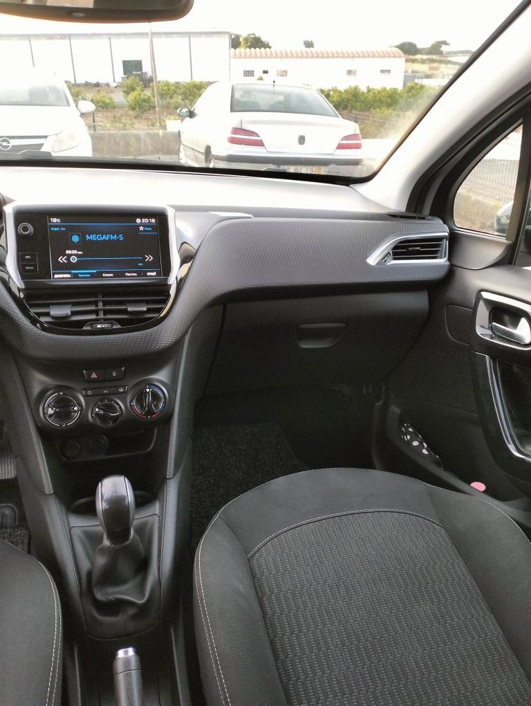 Peugeot 208 1.6 HDI 2017