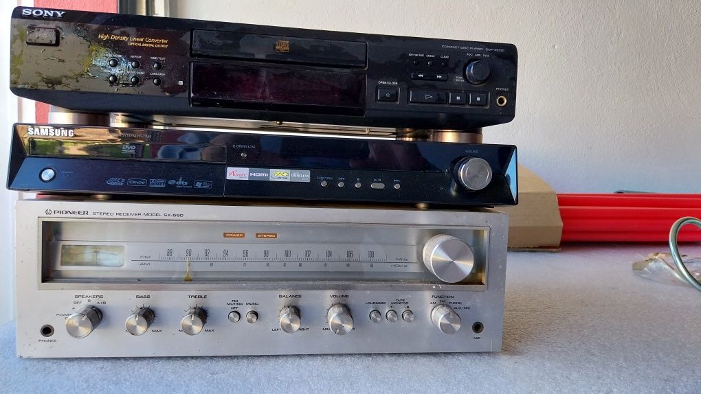 Em conjunto Amplificador + DVD+DVD