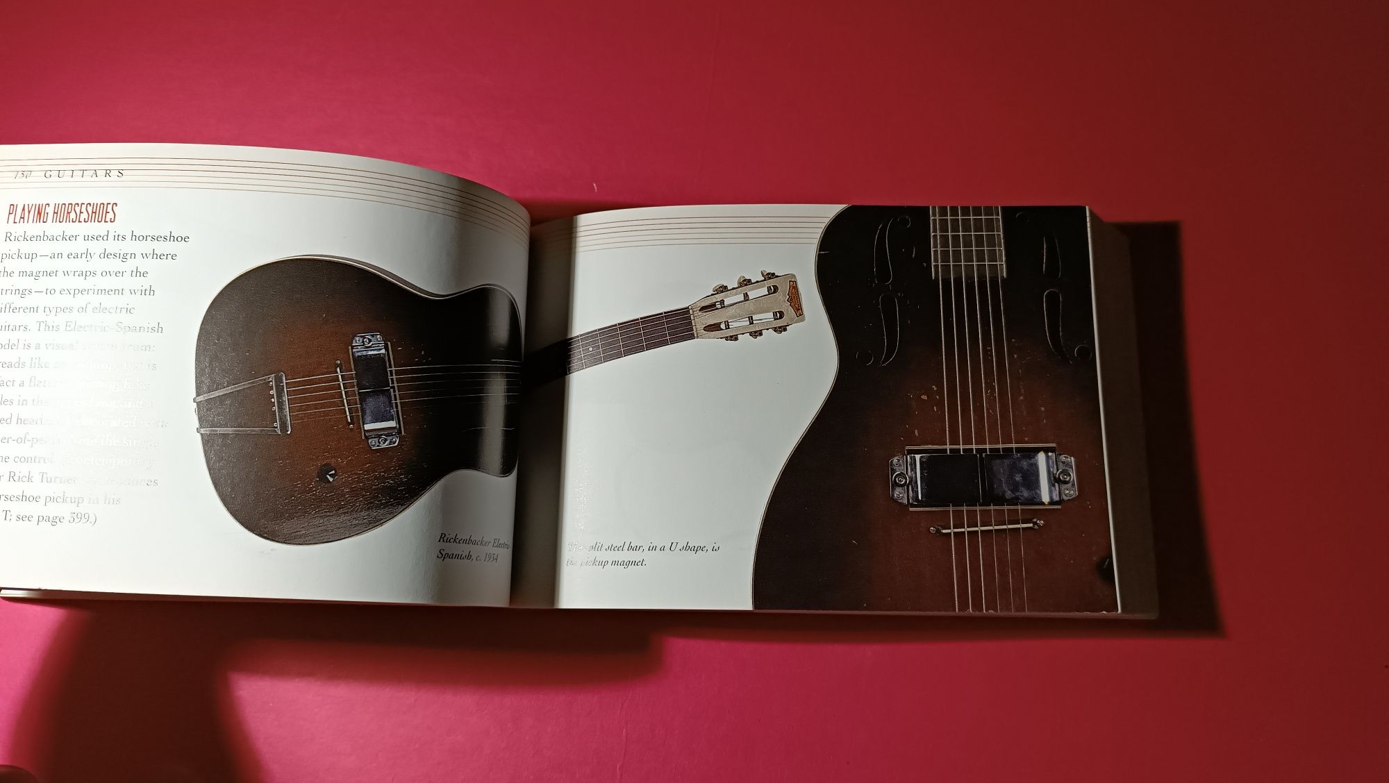 Raro Livro  Guitars por Schiller, David de 2008