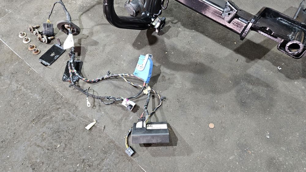 Hak holowniczy opel astra j kombi wypinany westfali oryginał kompletny