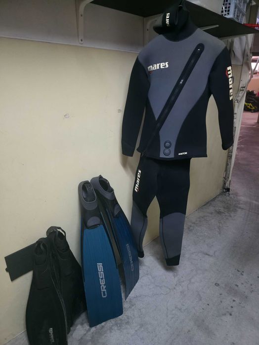 Fato de Mergulho  e Barbatanas