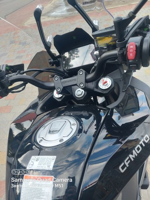 Мотоцикл Cfmoto 700MT.