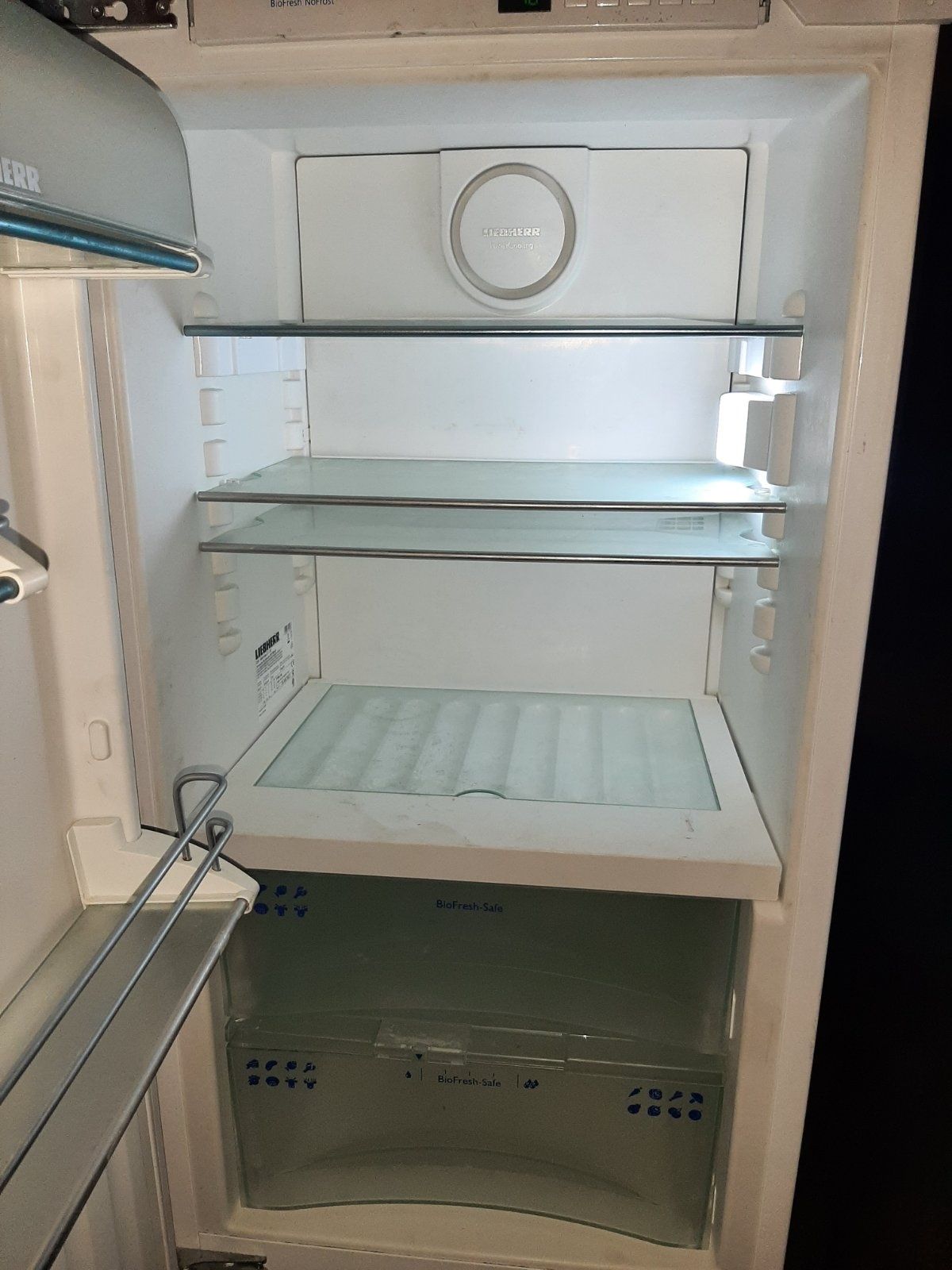 Холодильник Liebherr ICBN 3056. Либхер встраиваемый