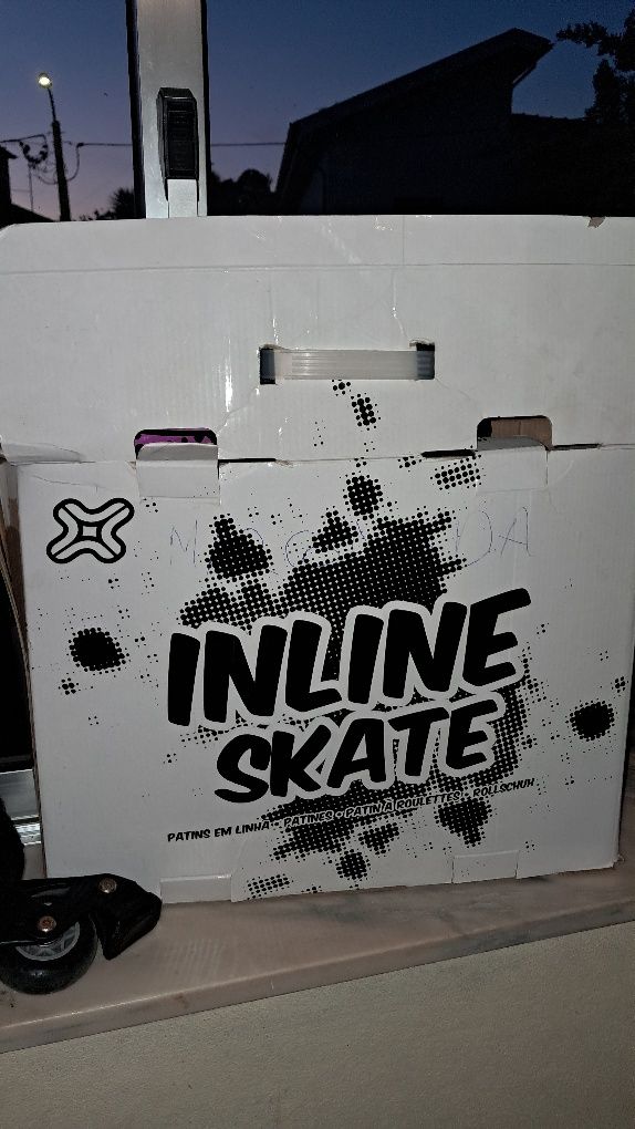 Patins em linha semi-novos