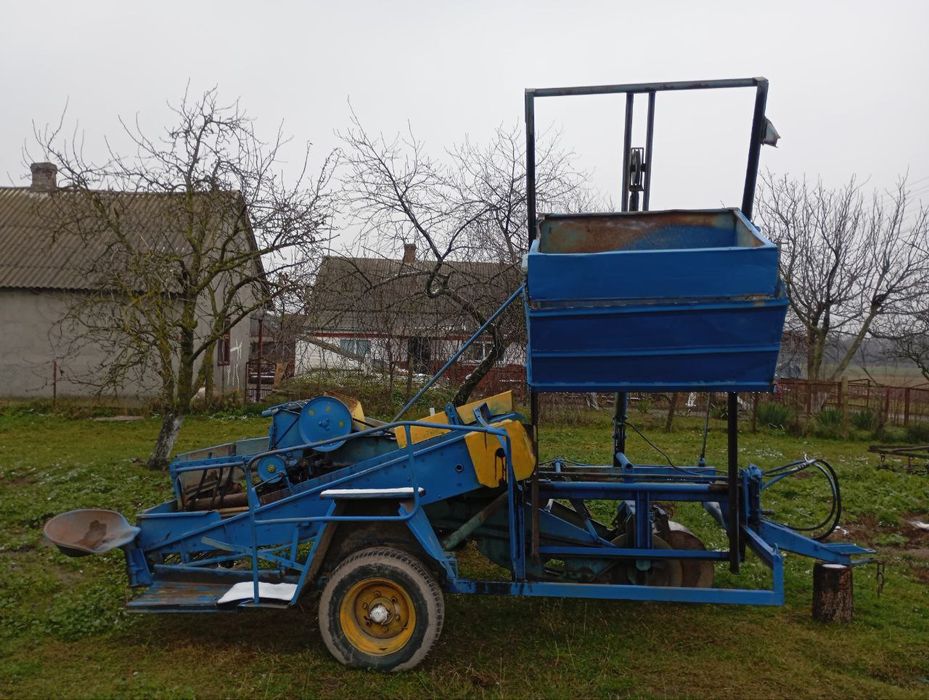 Продам картопляний комбаїн карлік