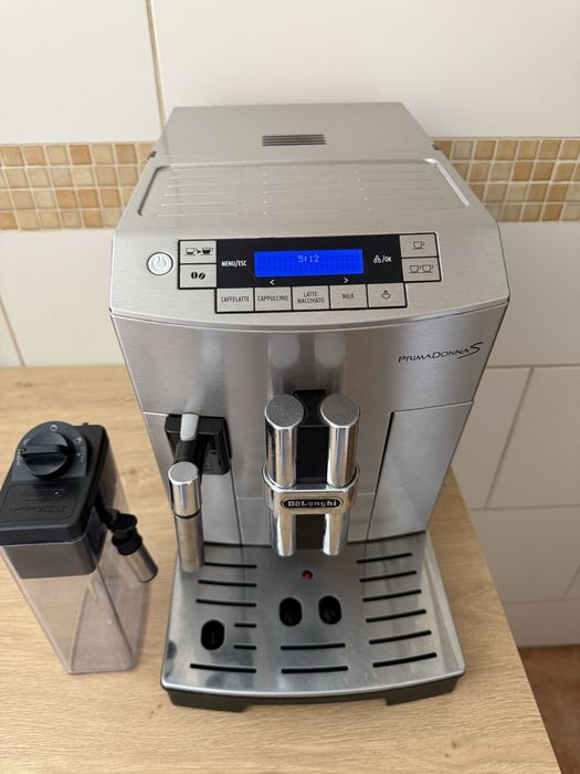 Máquina de cafe Delonghi