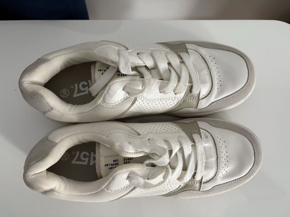 Buty sportowe damskie polecam