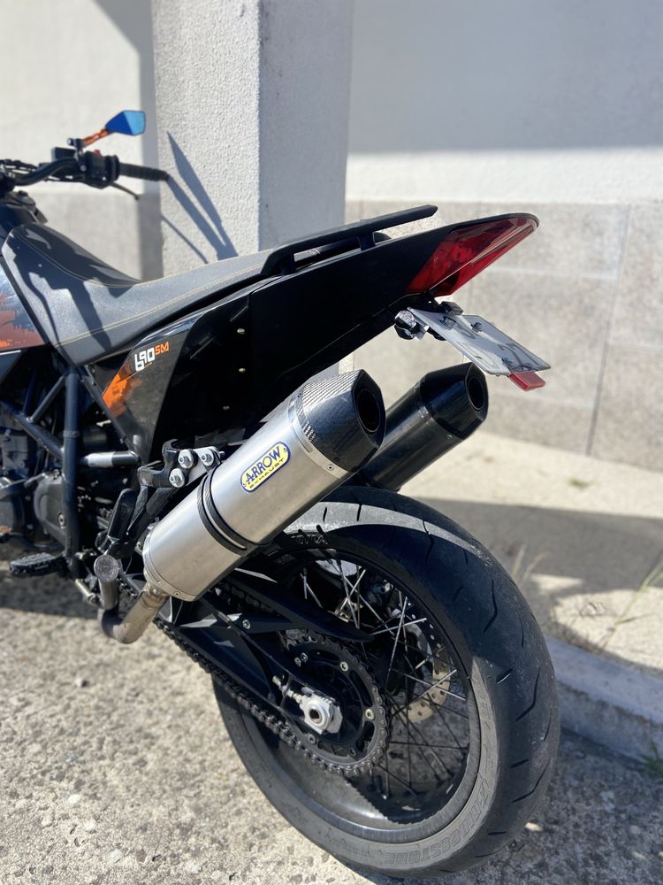 Ktm 690 supermotar 25kw de livrete