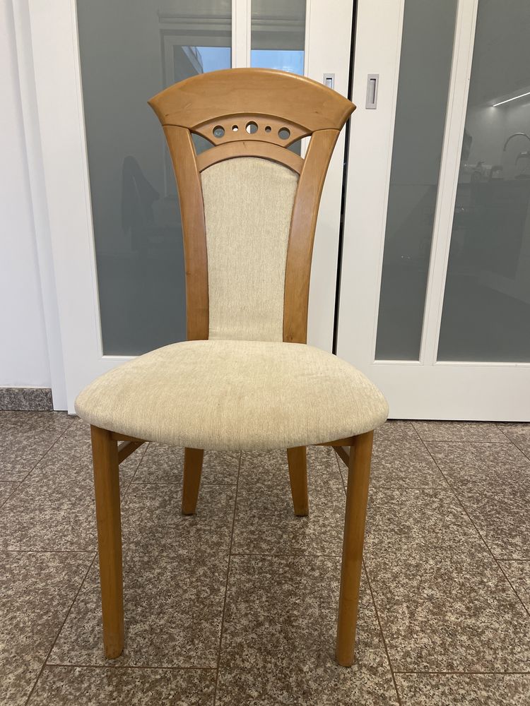 Krzeslo z drewna