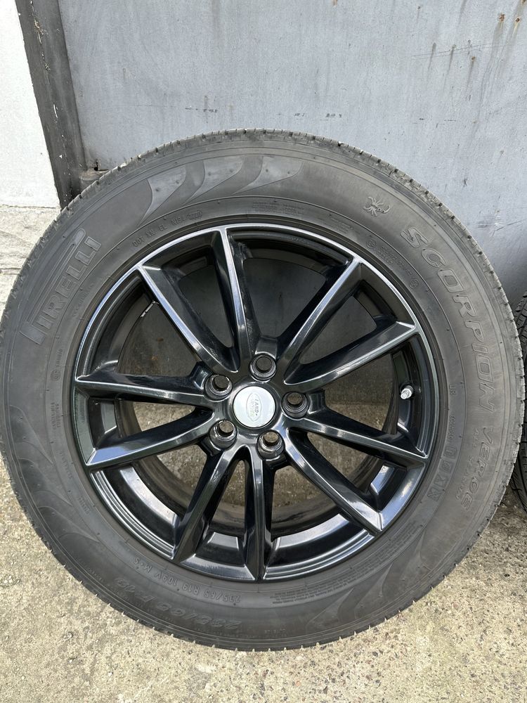 Продам Диски с резиной для Range Rover 5x120 235/65 r19