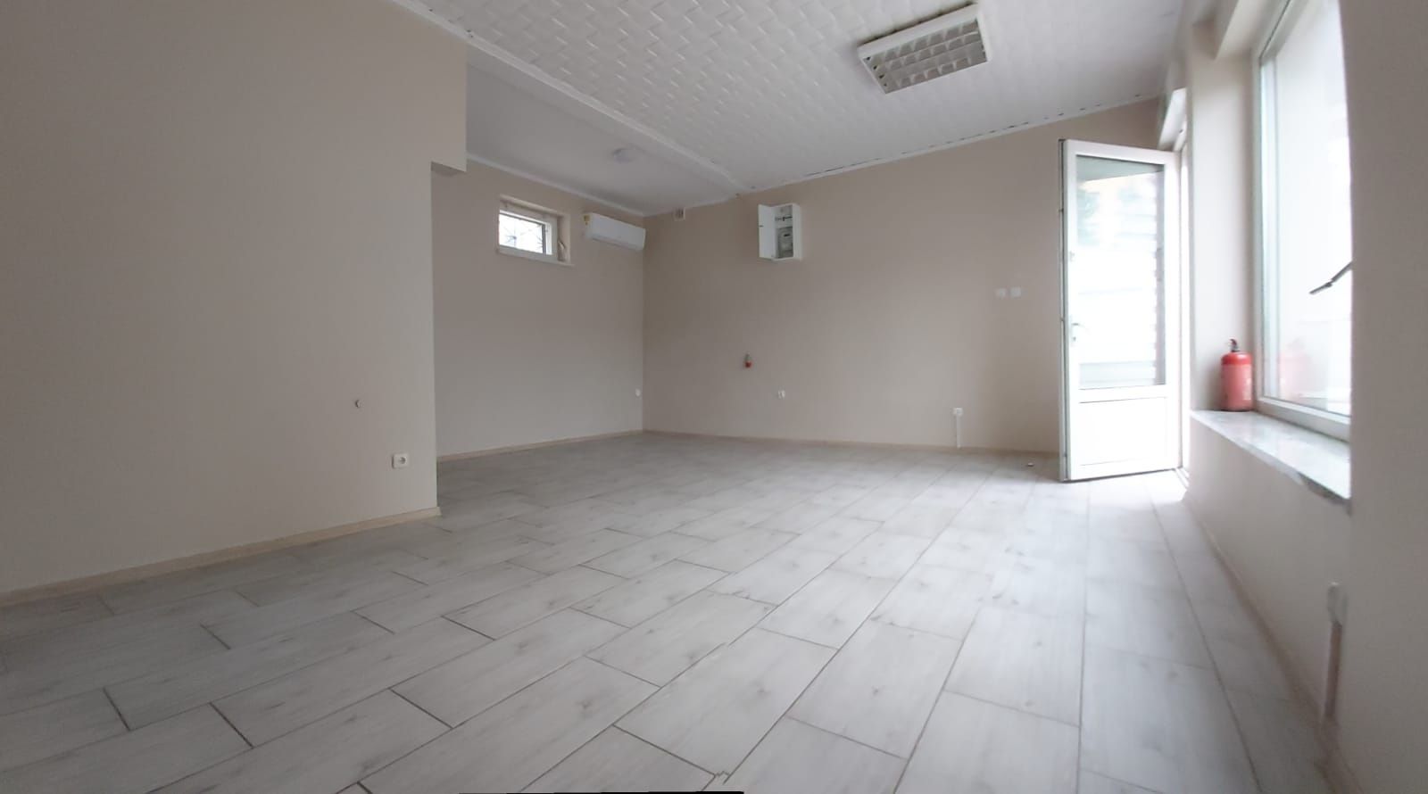 Lokal użytkowy w centrum osiedla