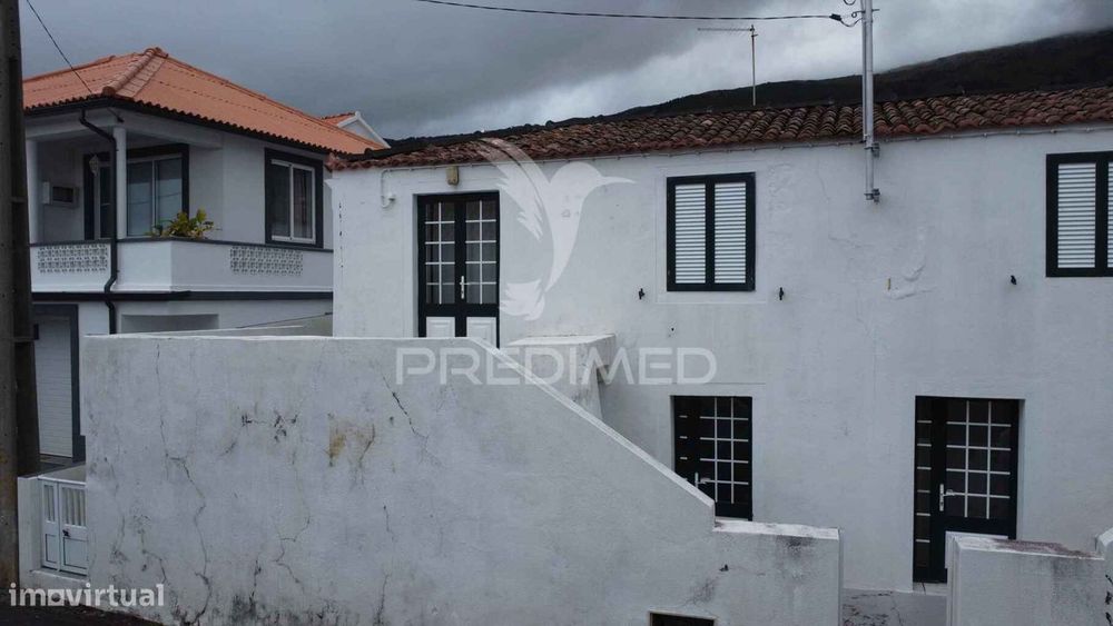 T2 Pronto a Habitar no Centro de São Mateus – Madalena do Pico