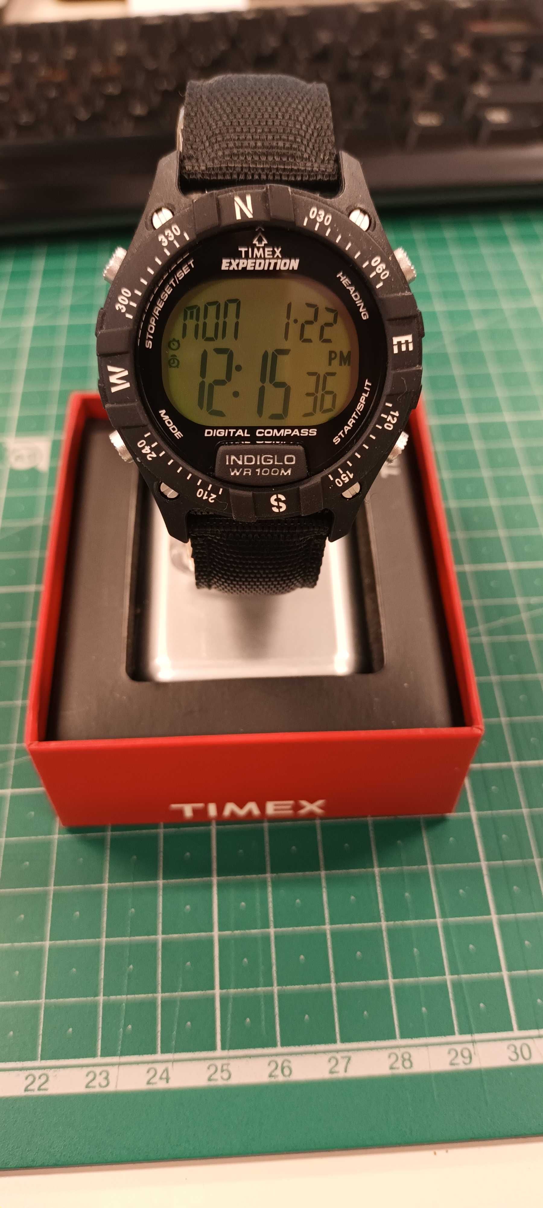 Timex Trail Digi Compass - Vintage