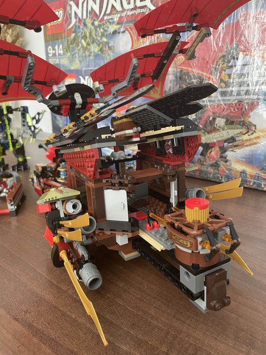 Оригінальне LEGO NINJAGO 70738 - Final Flight of Destiny's Bounty