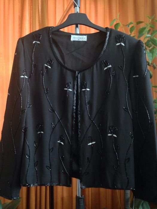 Nowy, z metką żakiet Janique w rozm. M