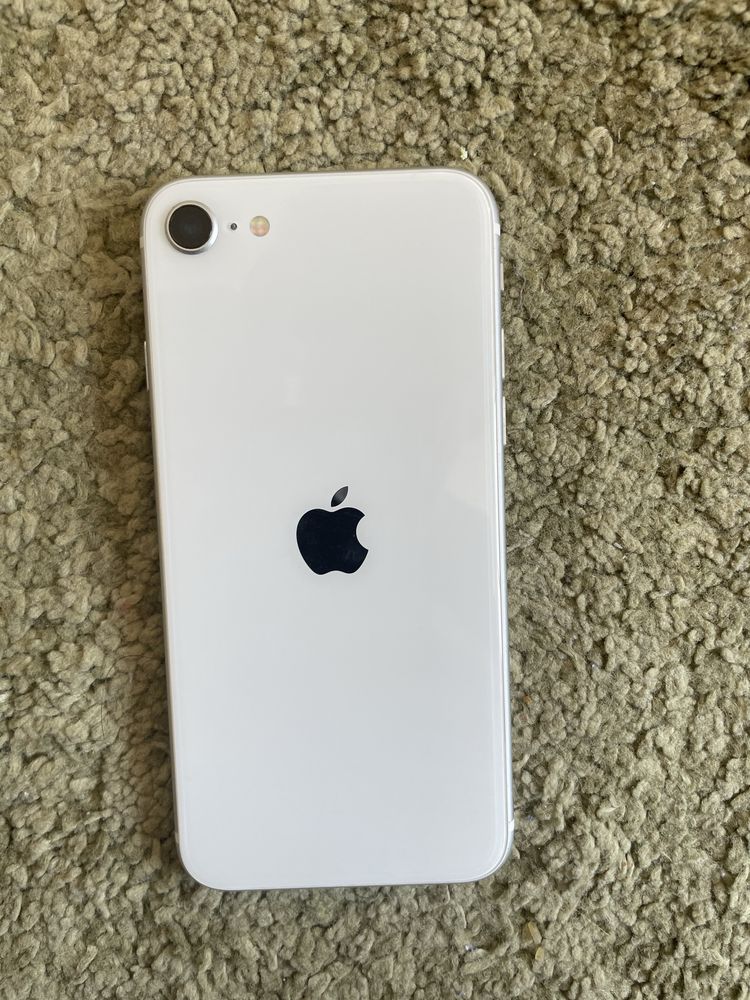 Iphone SE 128GB 2022 aceito troca por algo do meu interesse