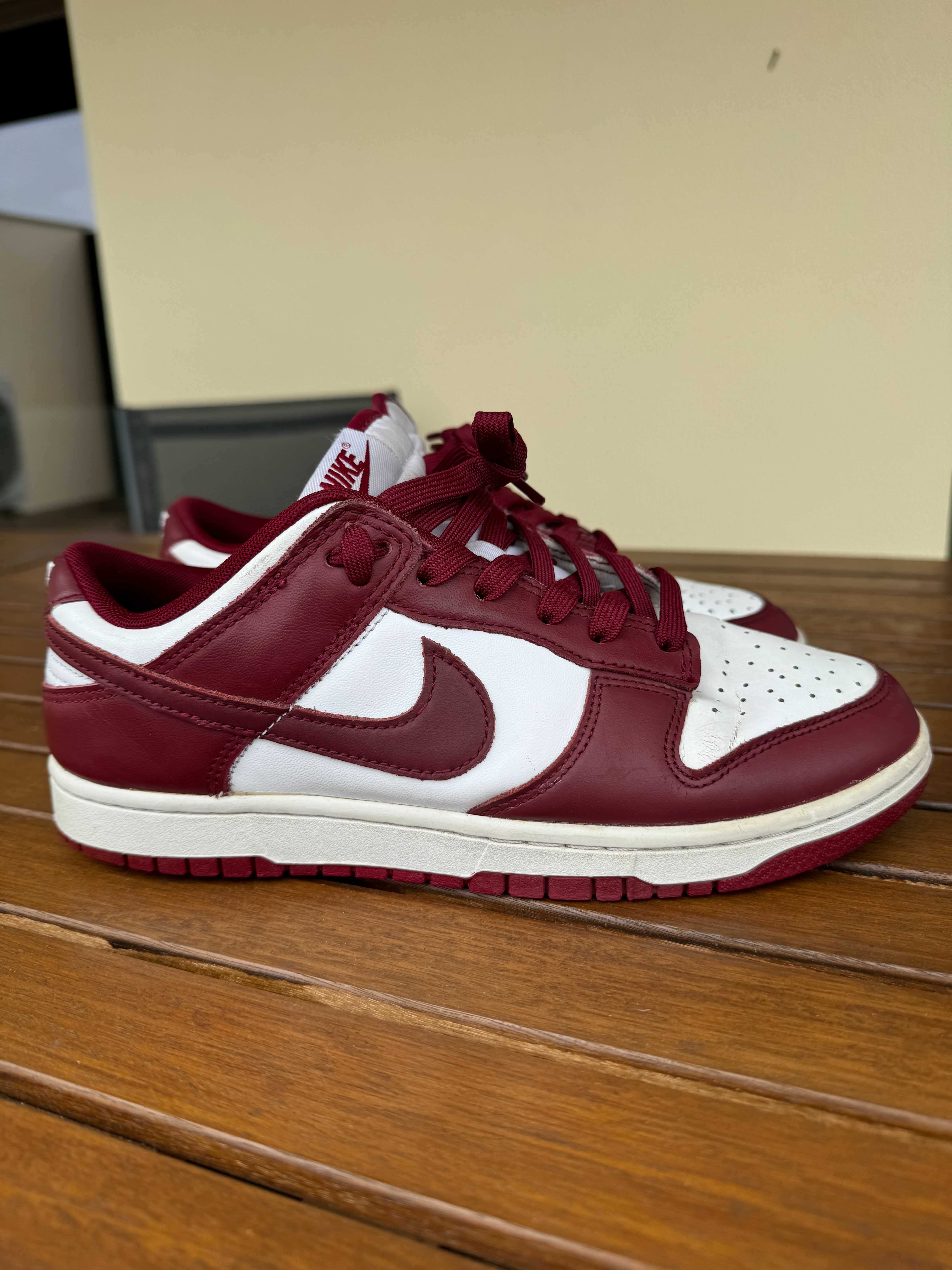Nike Dunk Low Red
