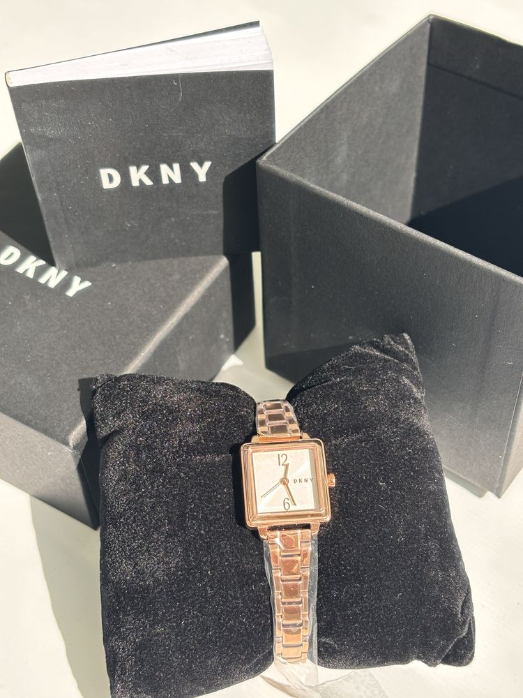 Жіночий годинник DKNY