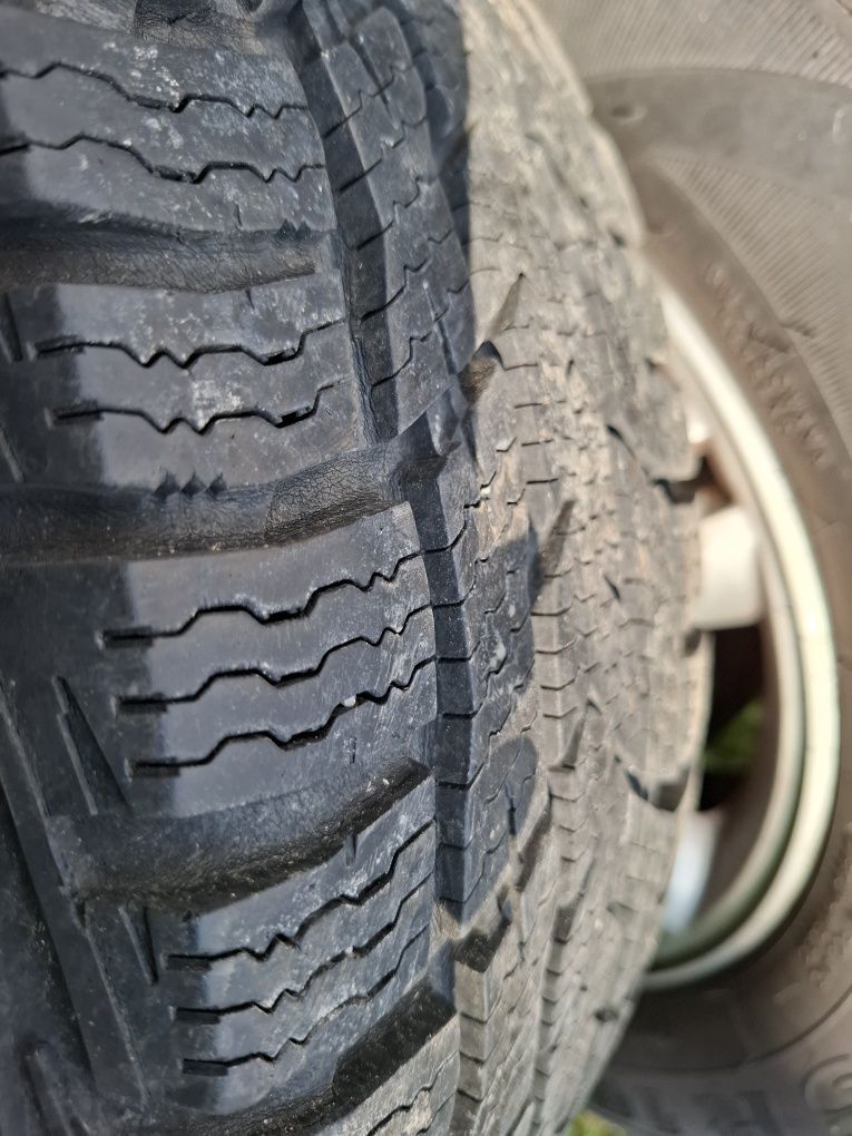 Sprzedam opony zimowe 195 / 60 R16C