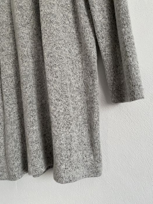 Sukienka dzianinowa z kołnierzykiem M