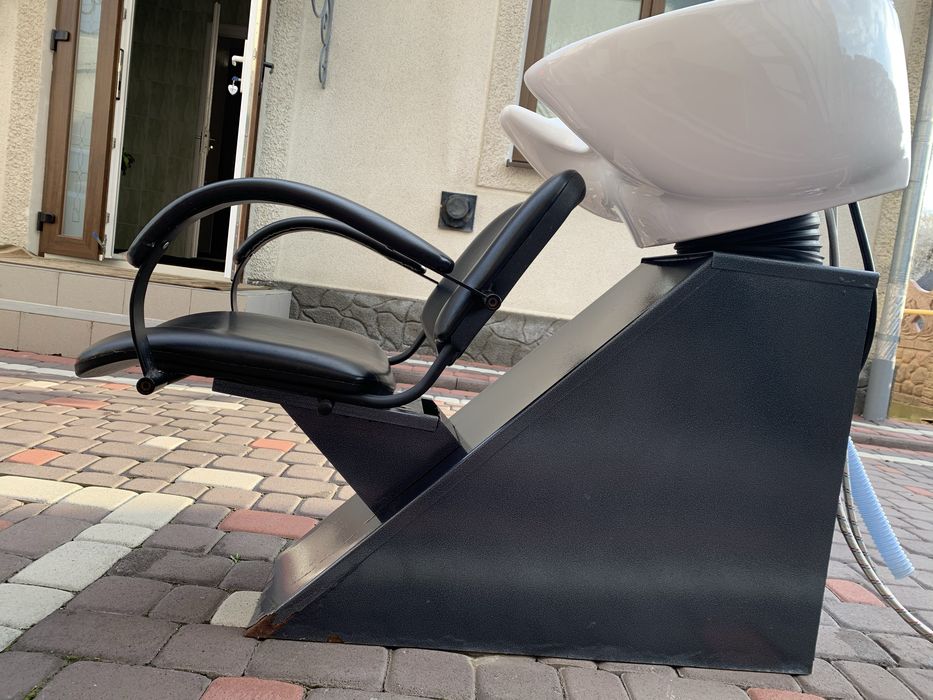 Продаю Перукарську мийку у чудовому стані