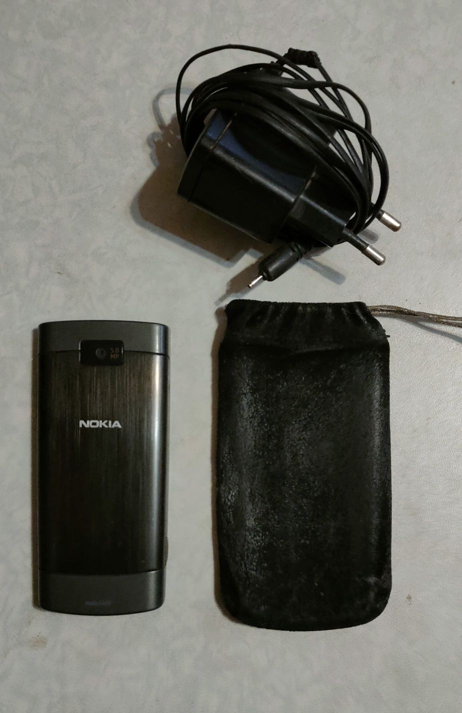 Продам телефон Nokia X3-02