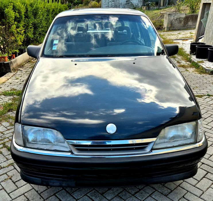 Opel omega impecavel