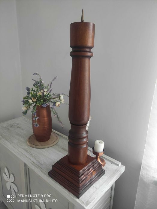 Lichtarz paschalny drewniany świecznik toczony duży