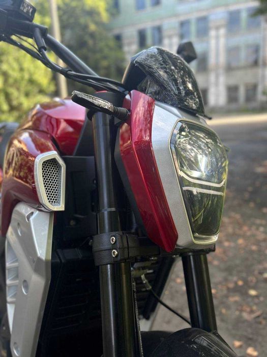 Електромотоцикл BT8000 3000W 72V 115Ah